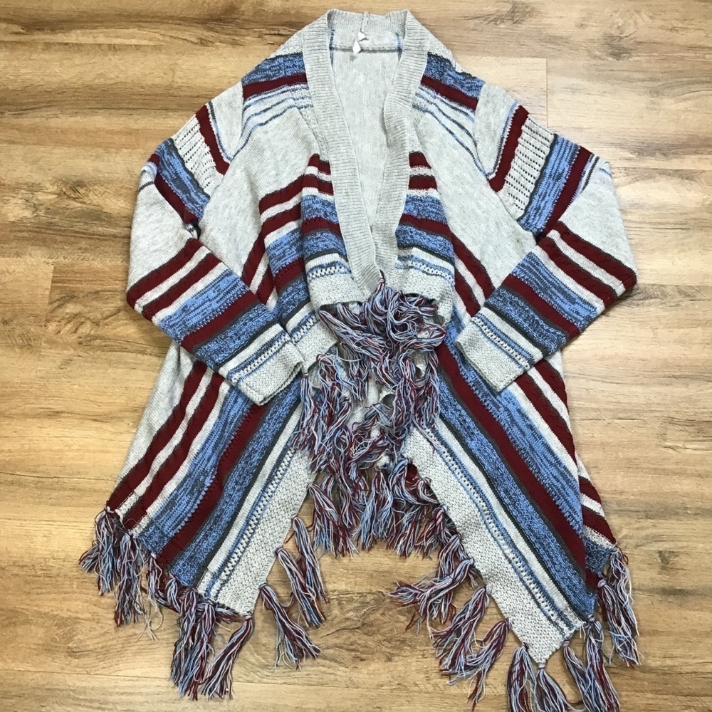 1175 Cardigan Sweater Size M Boho Fringe Soft Knit Gray Blue Burgundy